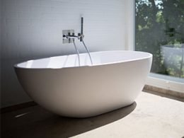 Bathtub